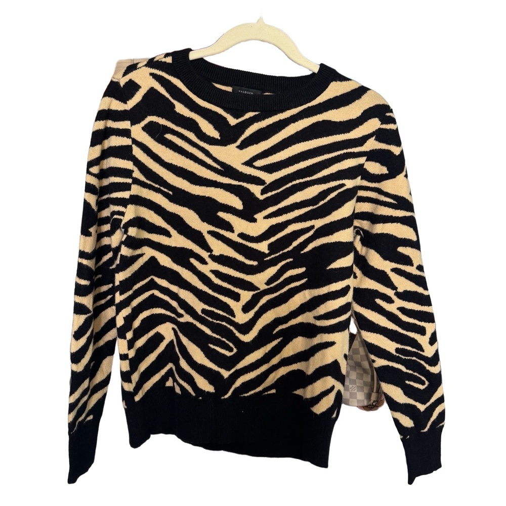 HALOGEN Sweater Womens Size S Black Beige Zebra Print Crew Neck Animal Chic